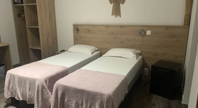Четырёхместный номер Comfort Hotel Lutetia