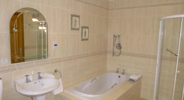 Семейный номер Standard Cashen Course House V31 RR40