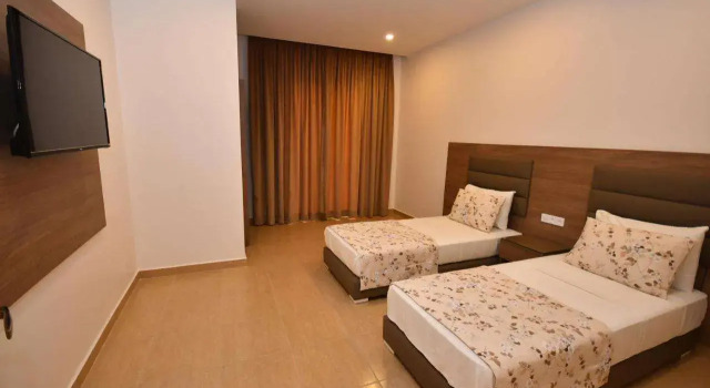 Appart Hôtel Ryadi, Boek Hotel Oran Algerije