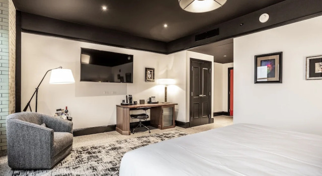 Номер Classic Bottleworks Hotel