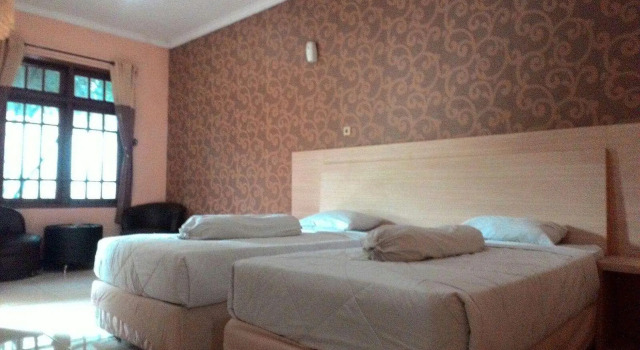 Hotel Surya Kertajaya