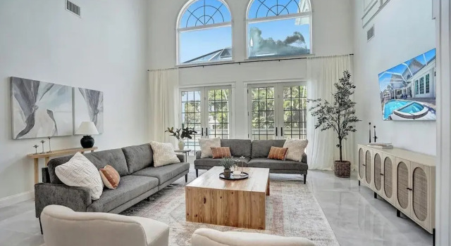 6BR Hollywood Lakes Home with Pool & Spa