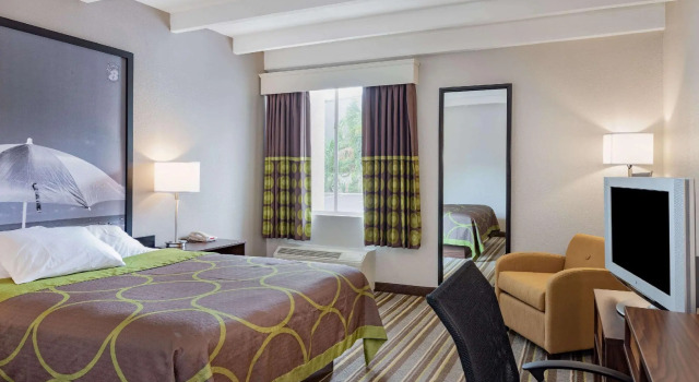 Двухместный номер Standard Super 8 by Wyndham Melbourne