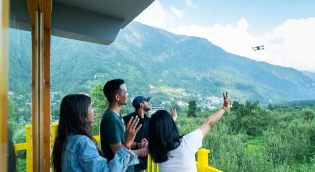 The Hosteller Old Manali, Manu Temple, Забронировать Хостел Недорогие отели Манали, недорого