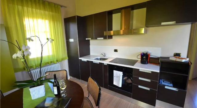 Студия с балконом и с красивым видом из окна Casa Brina Suites