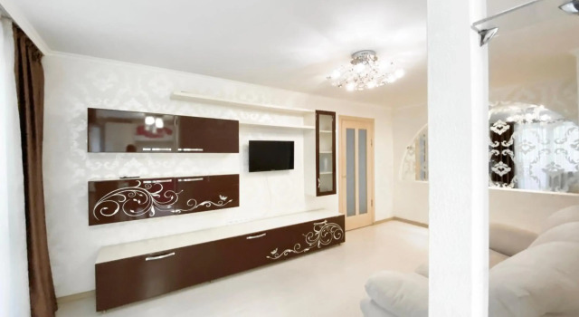 Beautiful 1-bedroom near Most City Center, Book Hotel Dnepropetrovsk Dnipropetrovsk Region