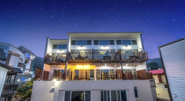 Geojedo Bay One Pension