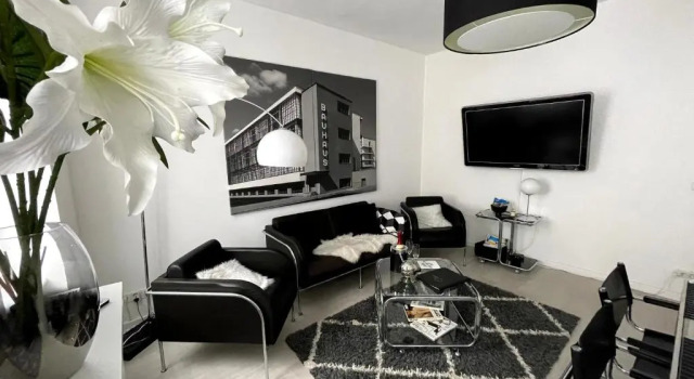 BAUHAUS Design-Luxus Apartment, 20er Jahre Stil, Garten