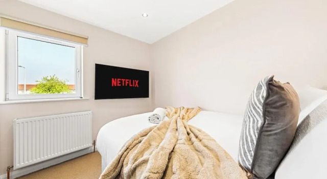 Modern 3Bed Home Next To Glasgow Airport