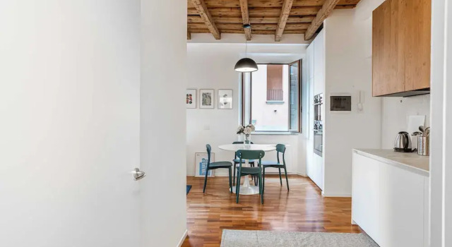 Captivating flat near City Centre, Забронировать Апартаменты/квартира Милан Ломбардия, рядом с Colonne di San Lorenzo