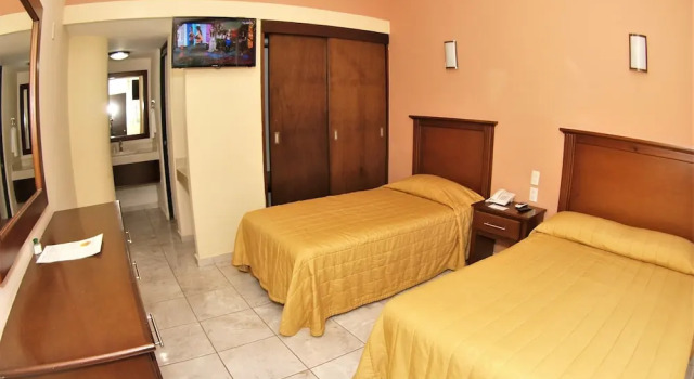 Трёхместный номер Standard Hotel Las Jacarandas