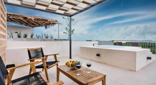 Апартаменты 2/2 Ocean View Penthouse in Secure Gated Complex!