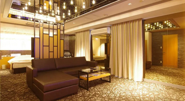Люкс BlueHotel sjupri:m