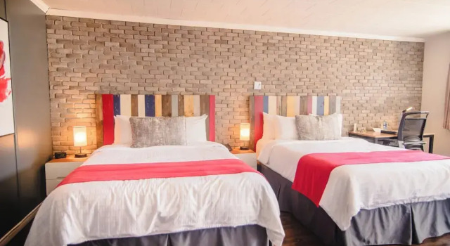 Четырёхместный номер Standard с видом на море Riôtel Carleton-sur-Mer
