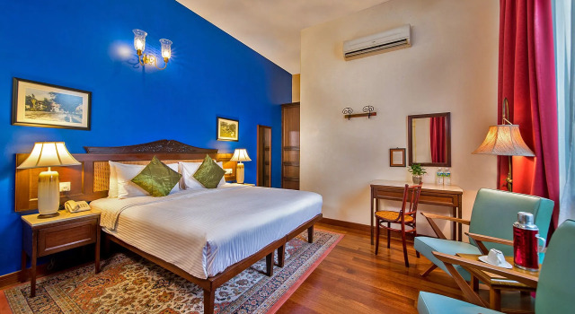 Люкс с красивым видом из окна Yeng Keng Hotel