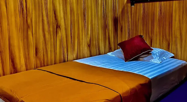 Oasis Floating Hotel Yangon, Забронировать Отель СПА-отели Янгон, рядом с Tatmadaw Exhibition Hall, SPA-услуги