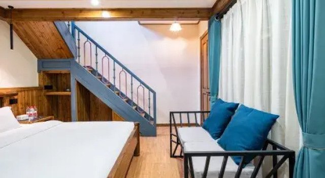 Семейный люкс Deluxe Liuzhu Dongyuan Boutique Hostel