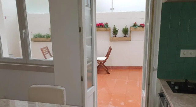 Апартаменты 7ti7 Telhal apartment with a lovely Backyard
