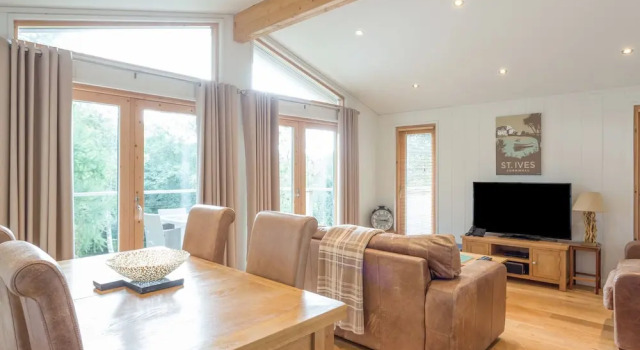 5 Lake View, Looe