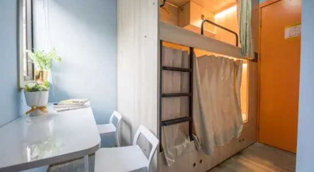 Кровать в общем номере (мужской номер) Mijia International Youth Hostel (Shanghai People's Square)