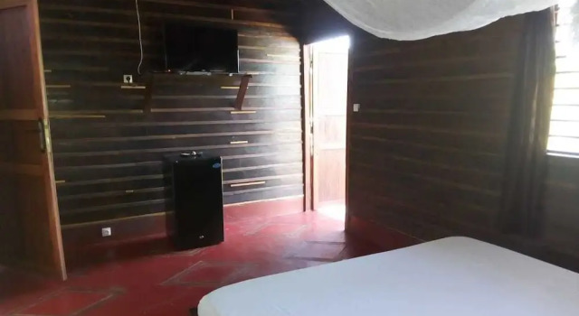 Bungalows des tropiques, Book Hotel Madirokely Nosy Be