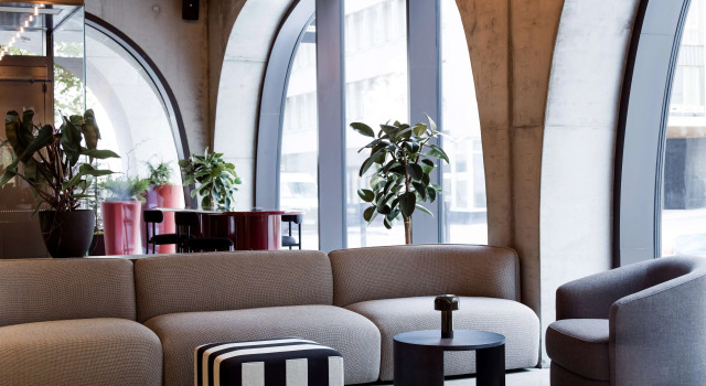 Radisson RED Helsinki, Buchen Sie Hotel Kluuvi 