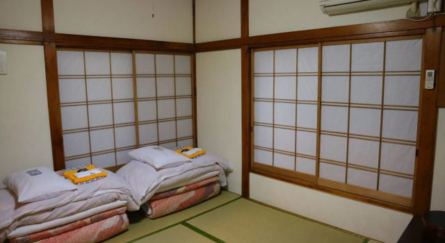 Ryokan Sansuiso, Забронировать Гостевой дом Синагава Токио, рядом с Бизнес-центр Shinagawa Goos
