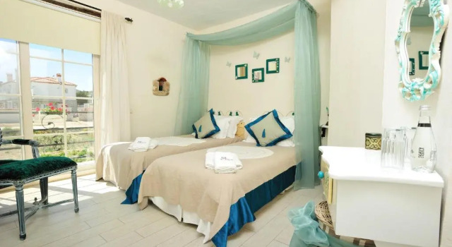 Двухместный номер Standard с балконом Alaçatı Sultan Konak Butik Otel ℳℛ Luxury Concept