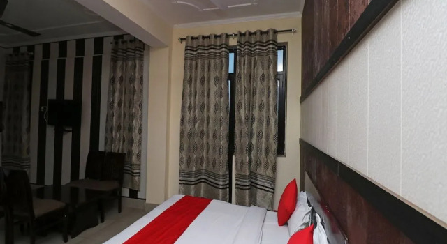 OYO 29383 Hotel Heaven Heights, Book Hotel Gagret Punjab