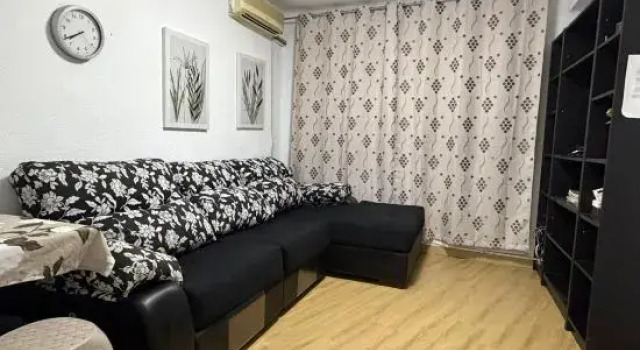 Yuelai, Забронировать Отель Мадрид Провинция Мадрид, рядом с Урхель