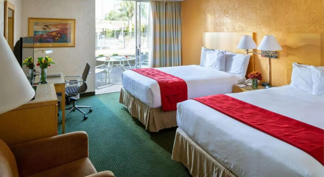 Standard Neljän hengen huone The Arizona Riverpark Inn
