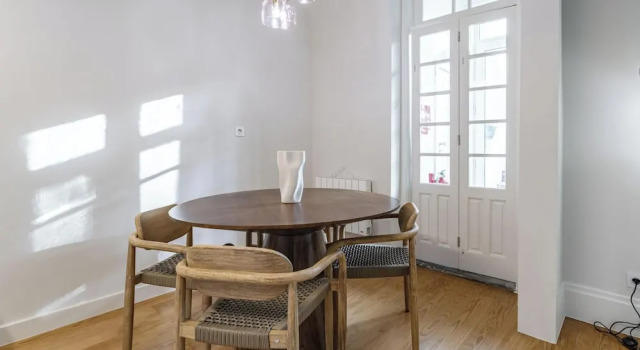 Апартаменты Nomad s Family - 3bdr Charming Hideout Porto