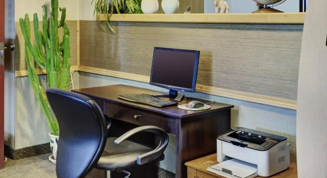 Студия Days Inn by Wyndham Whitecourt