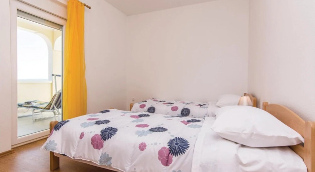 Stunning Apartment in Slivnica With 3 Bedrooms and Wifi, Забронировать Апартаменты/квартира Slivnica Задарская жупания
