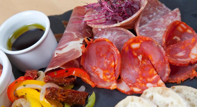 White Horse Inn & Restaurant, Book Hotel Stoke Albany Northamptonshire