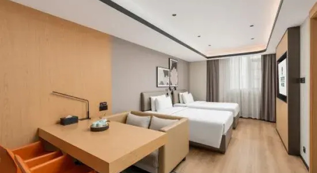 Люкс Deluxe Country Inn  by Radisson Hotel (Quanzhou  Wanda Plaza&Ling  Xiu Store  )