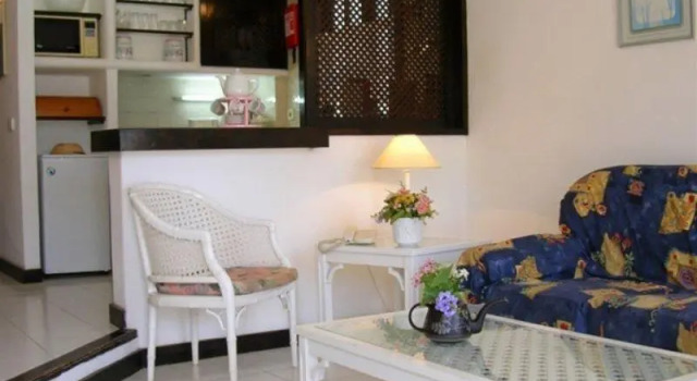 Club Timanfaya Apartamentos, Забронировать Апартаменты/квартира Отели Канарских островов с бассейном, Бассейн