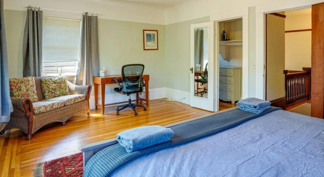 Wfh-friendly Berkeley Home < 2 Mi to University!, Забронировать Дом для отпуска Коттеджи Беркли, Коттедж