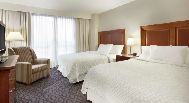 Четырёхместный номер Standard Embassy Suites by Hilton Dulles North Loudoun