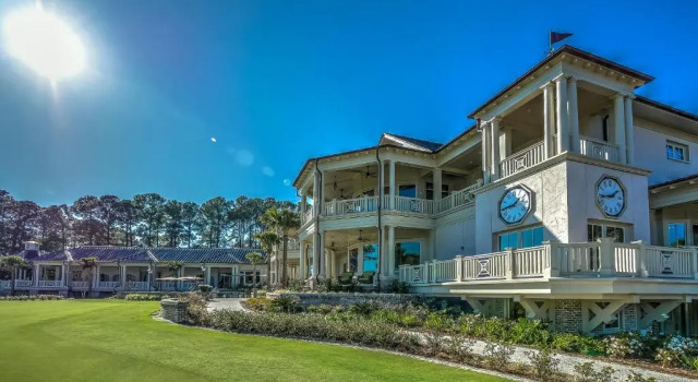 286 Stoney Creek 3 BR condo Sea Pines, Забронировать Отель Отели Хилтон-Хед-Айленд с парковкой, рядом с Stan Smith Tennis Academy, Парковка