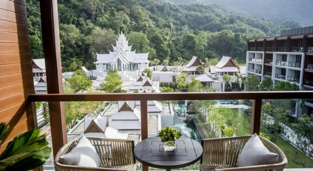 Двухместный номер Classic с видом на горы InterContinental Phuket Resort by IHG