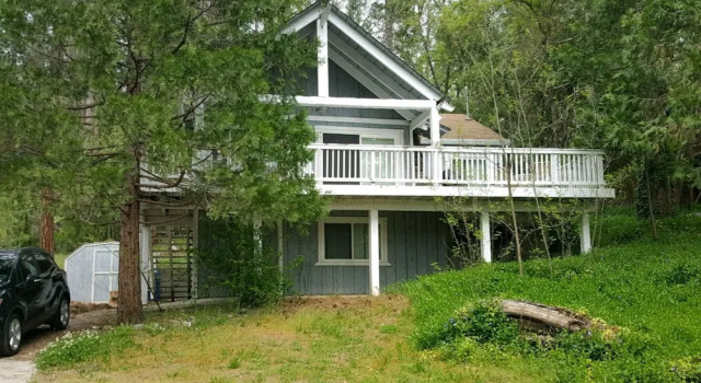 Номер Standard с 3 комнатами с балконом The Dogwood Cabin