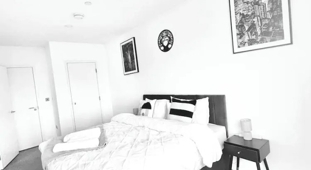 Perfect Stay for Contractors & Families - Sleeps 7, Varaa Huoneisto Asunnot kohteessa Merseyside, Huoneisto