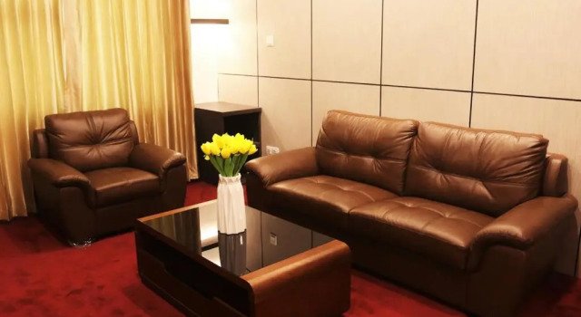 Ritz Grand Hotel Mandalay, Rezervovat Hotel Mandalay Myanmar