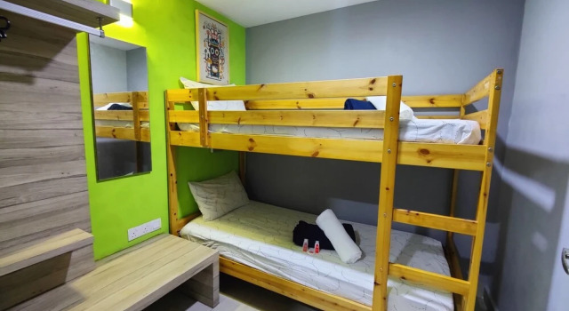 OYO 90848 Link Suite, Prenota Hotel Iskandar Puteri Johor