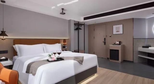 Двухместный люкс Houli Hotel (Changsha Sifangping Subway Station)