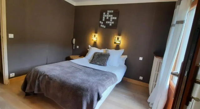Двухместный номер Standard с балконом и с красивым видом из окна Hôtel Chastellares