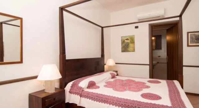 Tenuta Valente, Book Hotel Giungano Cilento