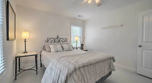 Коттедж Bright Carolina Beach Cottage w/ Yard & Grill