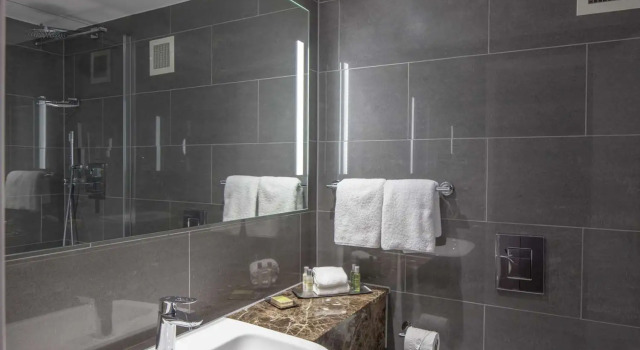 Номер Superior DoubleTree by Hilton Bristol City Centre